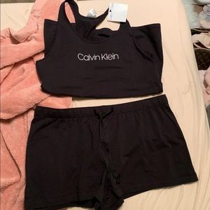 NWT Calvin Klein Sleep Set size XL